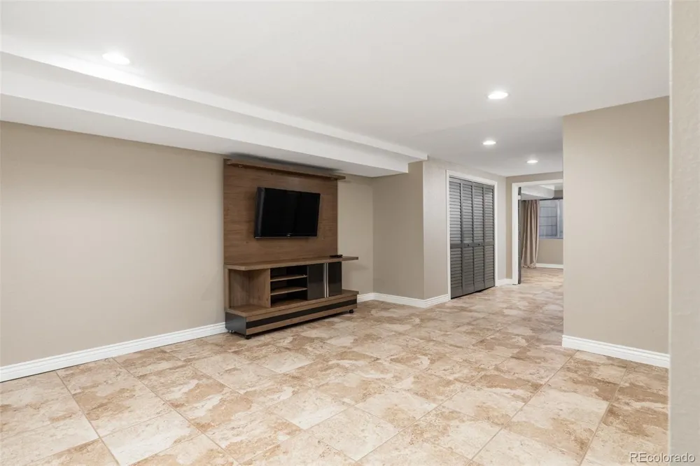 4 S Monroe Street Denver, CO 80209