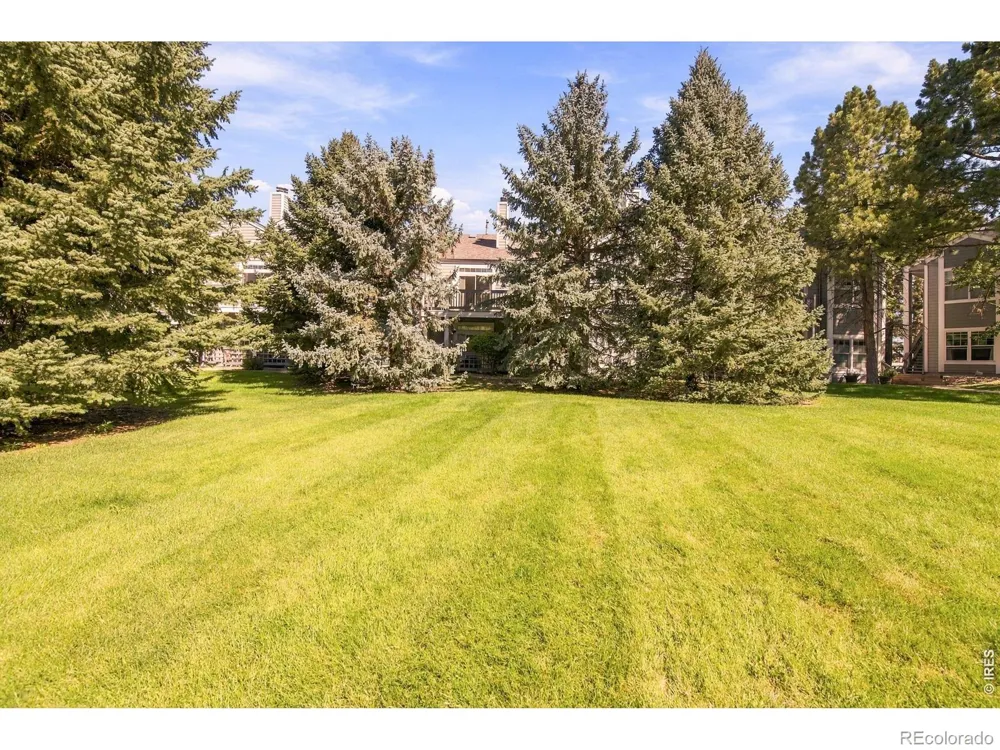 7436 Singing Hills Drive Boulder, CO 80301