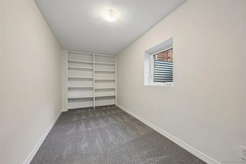 301 S Krameria Street Denver, CO 80224
