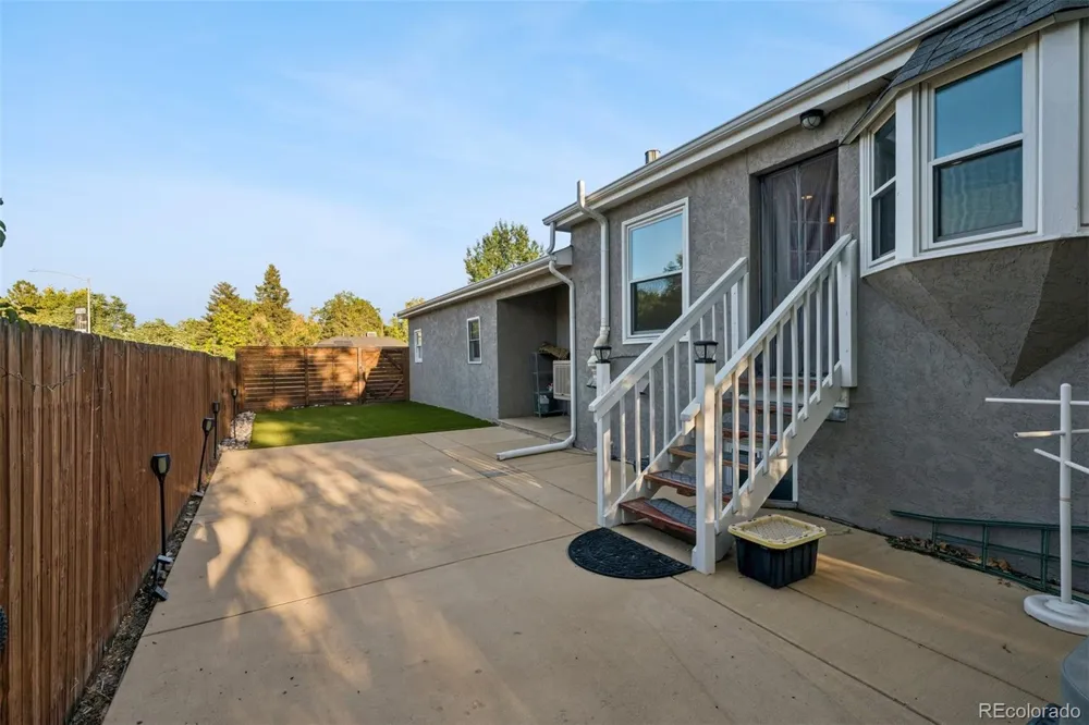 301 S Krameria Street Denver, CO 80224