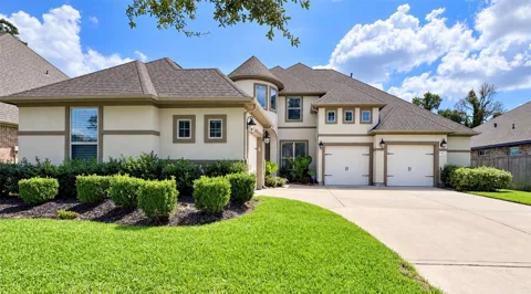 13427 Wedgewood Thicket Way