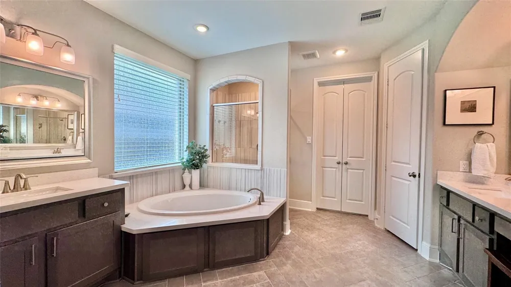 13427 Wedgewood Thicket Way Cypress, TX 77429