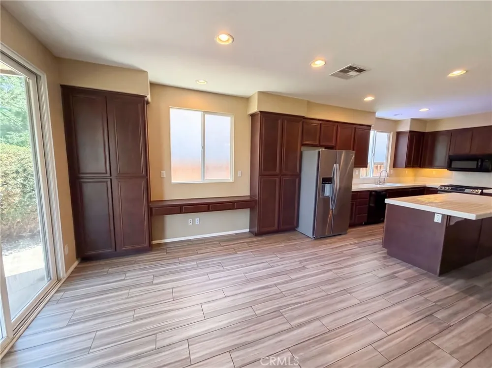 3136 Hibiscus Hemet, CA 92545