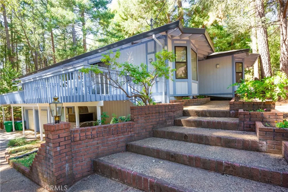 14665 Bridgeport Magalia, CA 95954