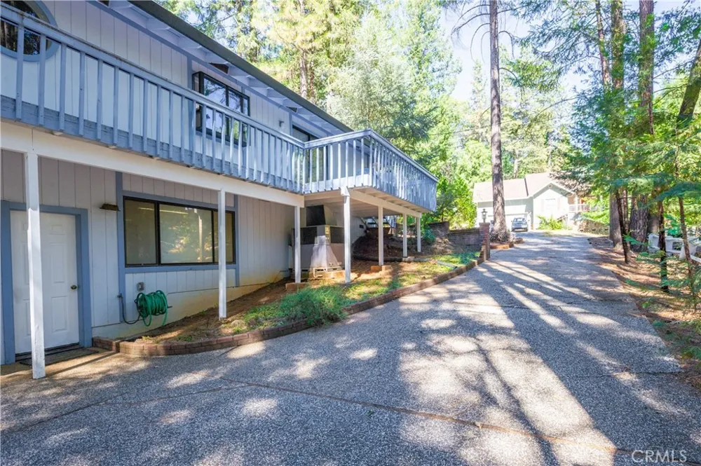 14665 Bridgeport Magalia, CA 95954