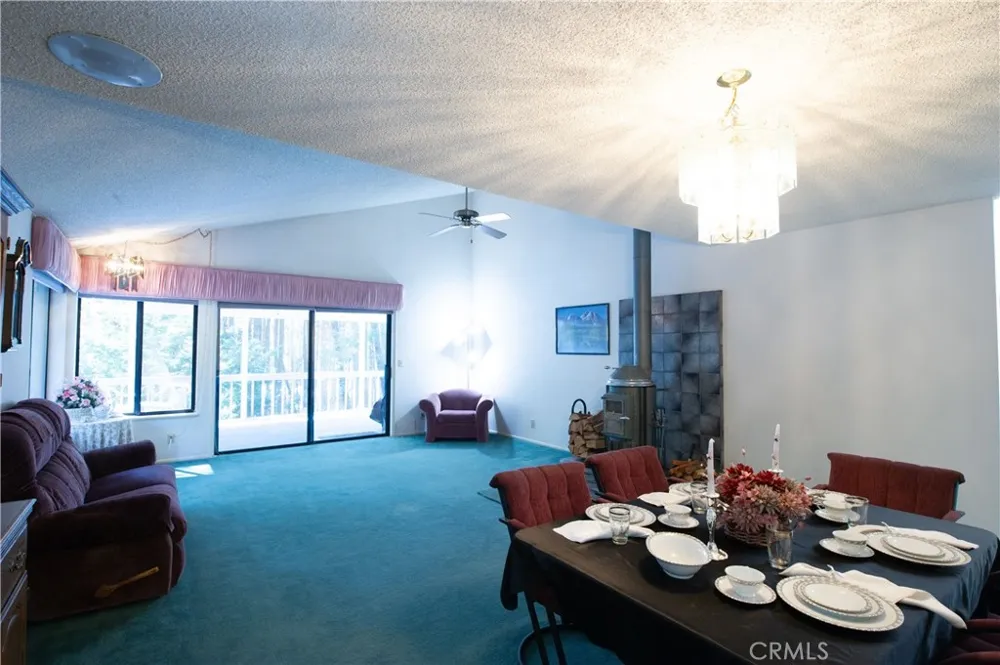 14665 Bridgeport Magalia, CA 95954