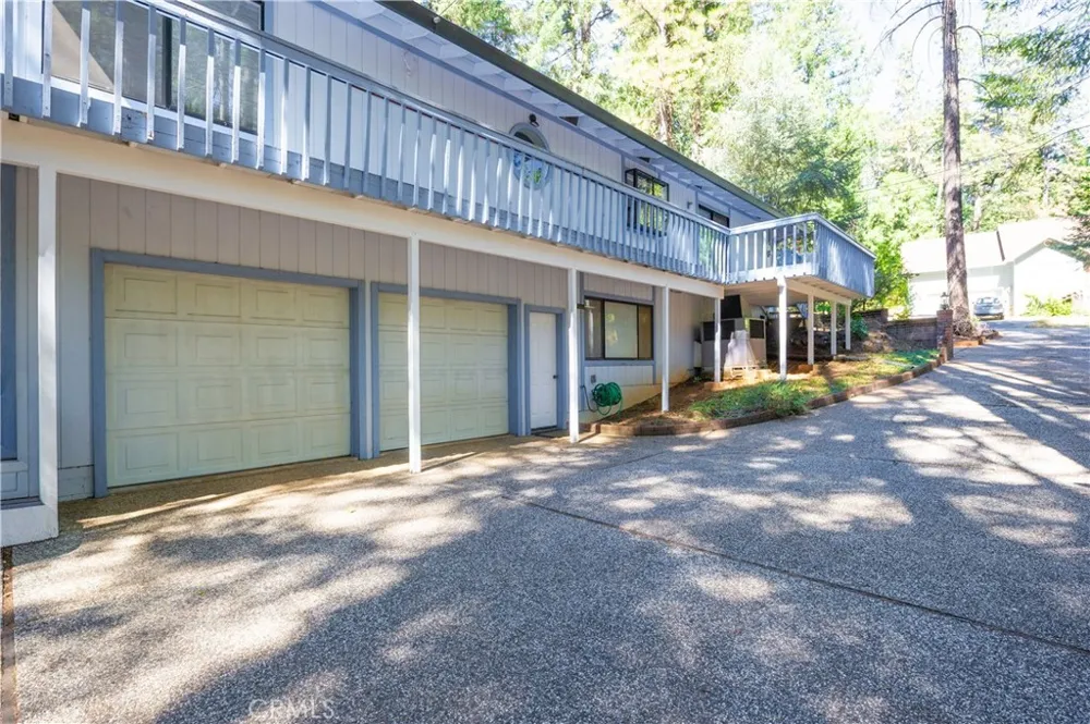 14665 Bridgeport Magalia, CA 95954