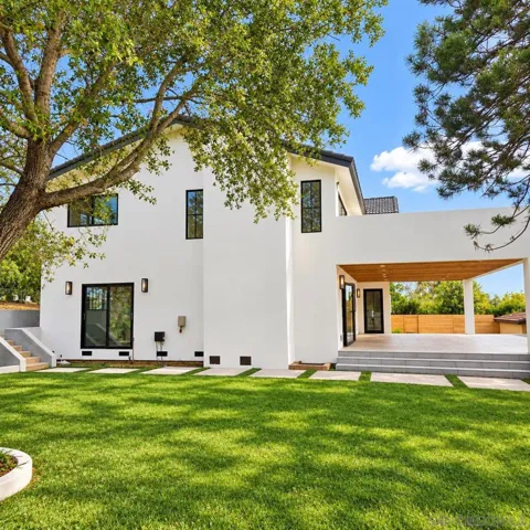 2530 Foothill Dr