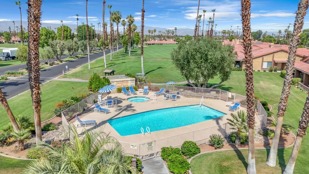 168 Camino Arroyo S Palm Desert, CA 92260