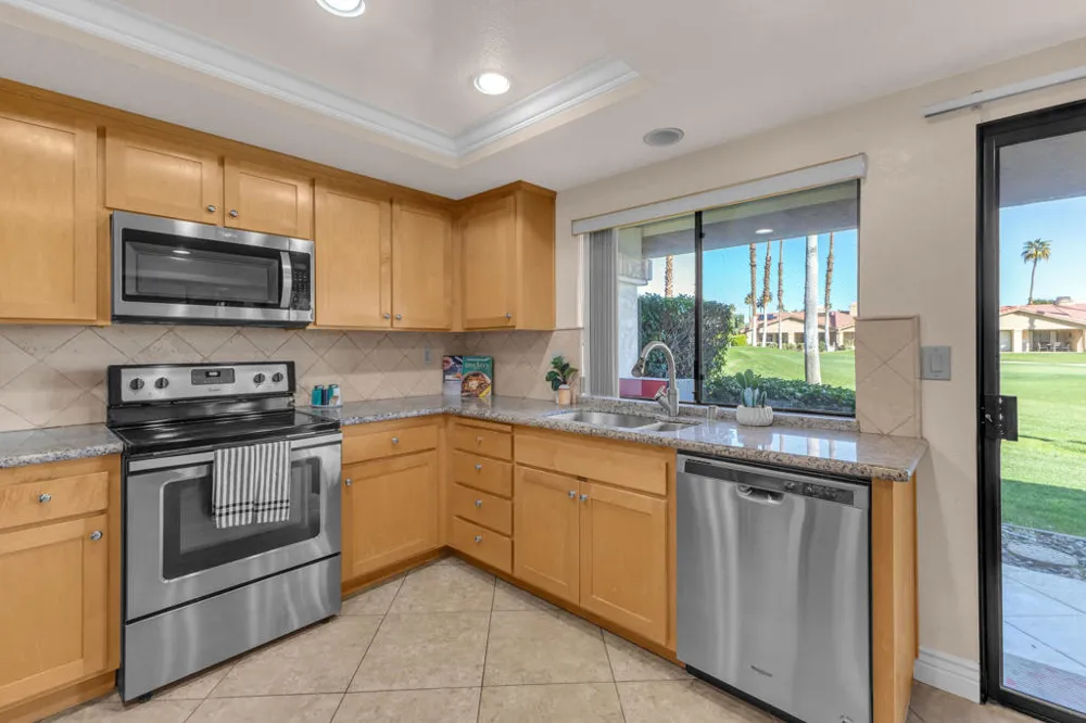 168 Camino Arroyo S Palm Desert, CA 92260