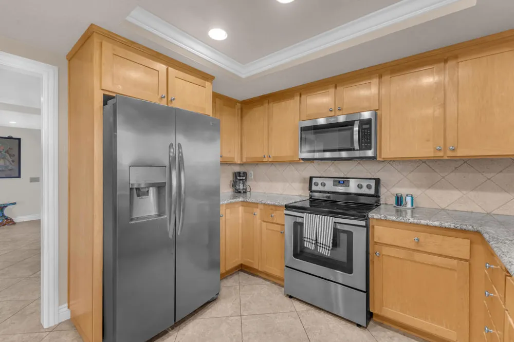168 Camino Arroyo S Palm Desert, CA 92260