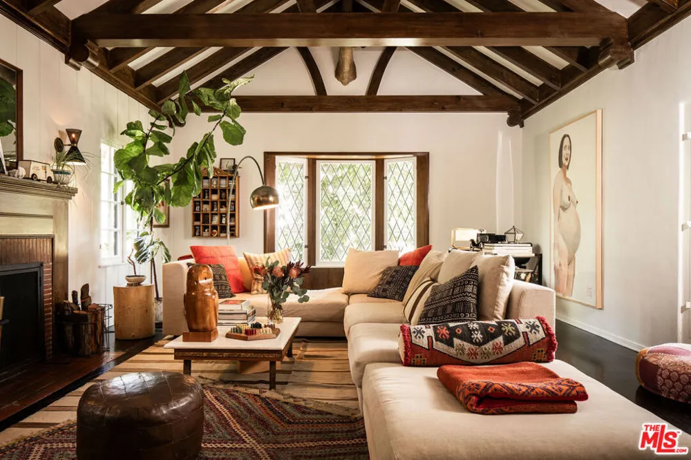 8920 Wonderland Avenue Los Angeles, CA 90046