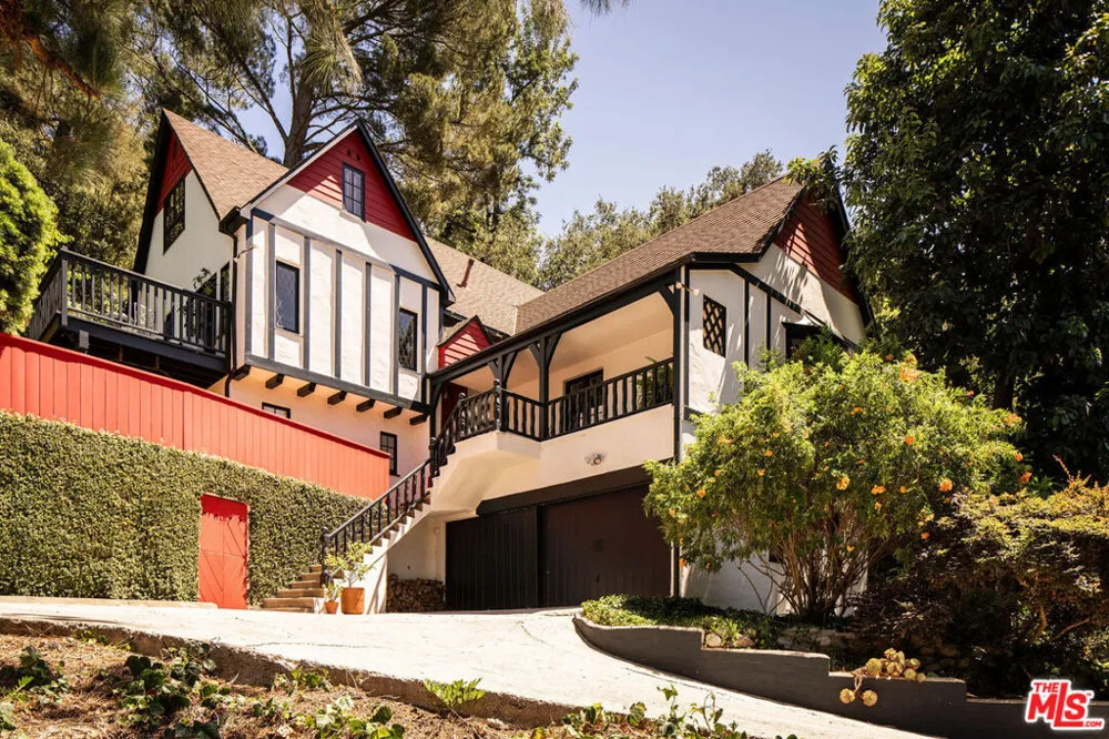 8920 Wonderland Avenue Los Angeles, CA 90046