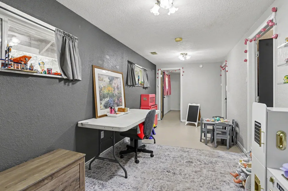 732 Community Drive Battle Creek, MI 49014