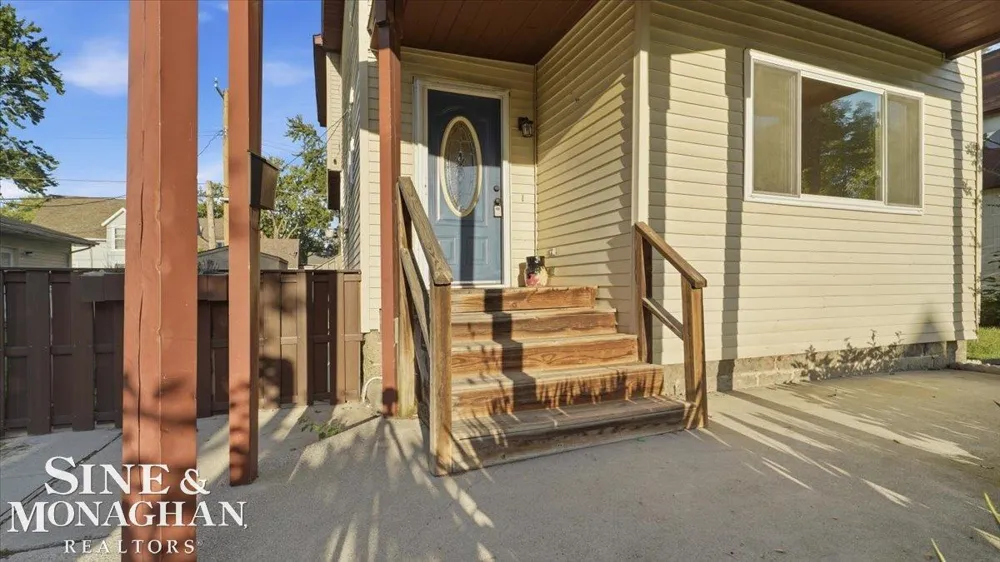419 14th Street Port Huron City, MI 48060