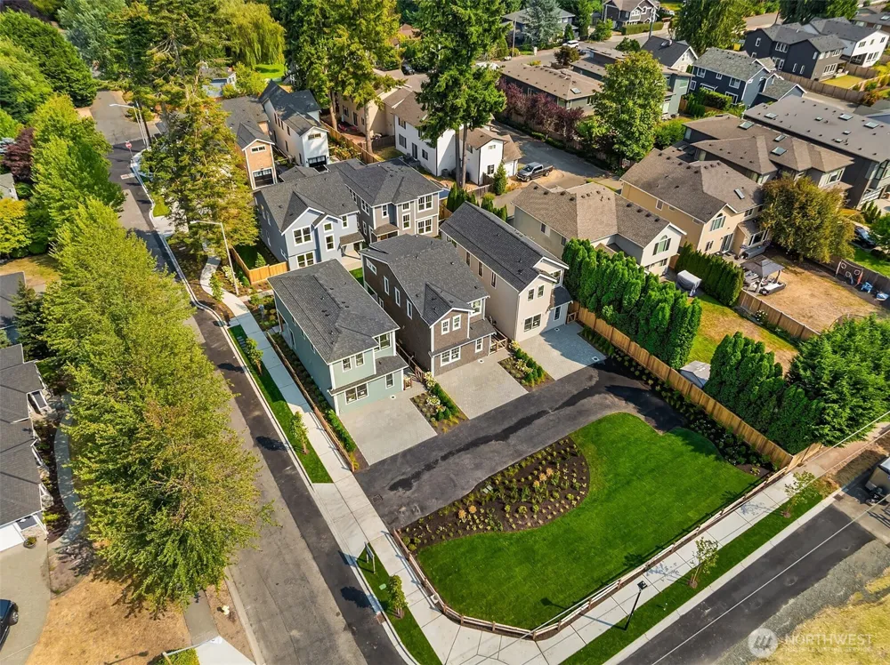 9331 126th Avenue NE Kirkland, WA 98033