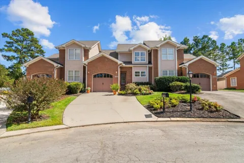2528 St Lucie Court