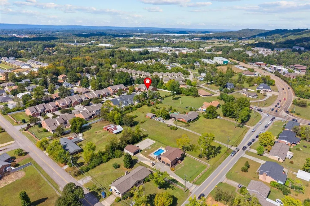 2528 St Lucie Court Chattanooga, TN 37421