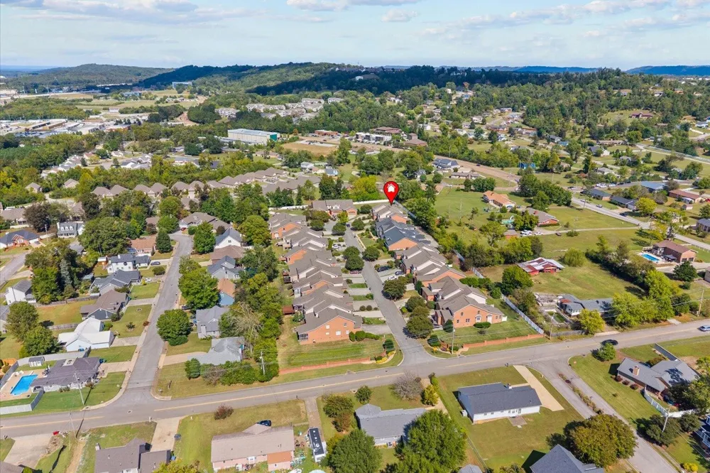 2528 St Lucie Court Chattanooga, TN 37421