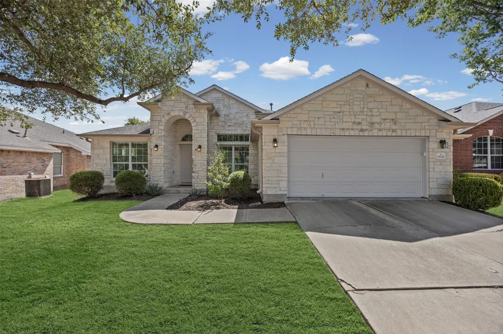 6801 Cromarty Lane Austin, TX 78754