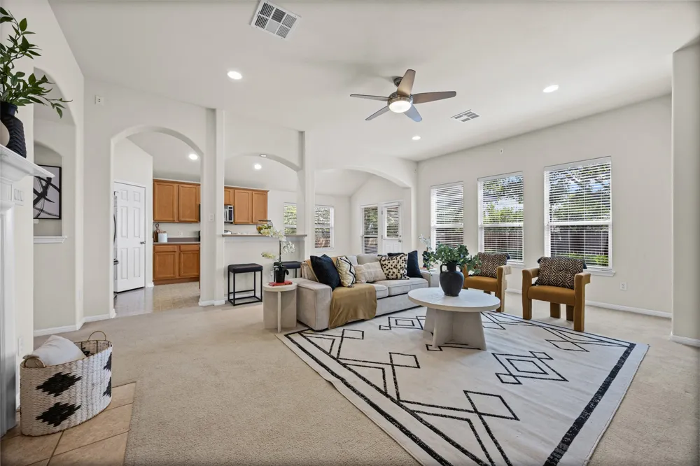 6801 Cromarty Lane Austin, TX 78754