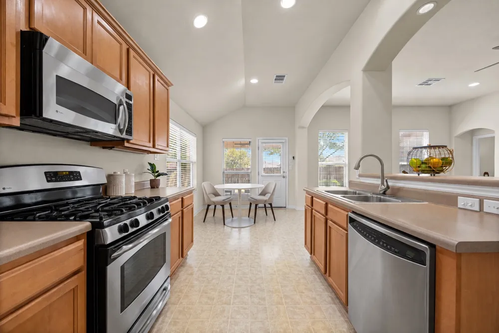 6801 Cromarty Lane Austin, TX 78754