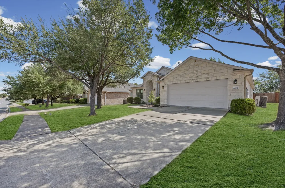 6801 Cromarty Lane Austin, TX 78754