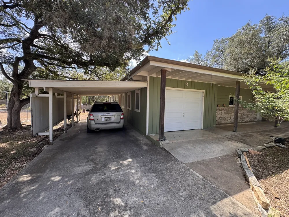 13 Presidio Road Wimberley, TX 78676