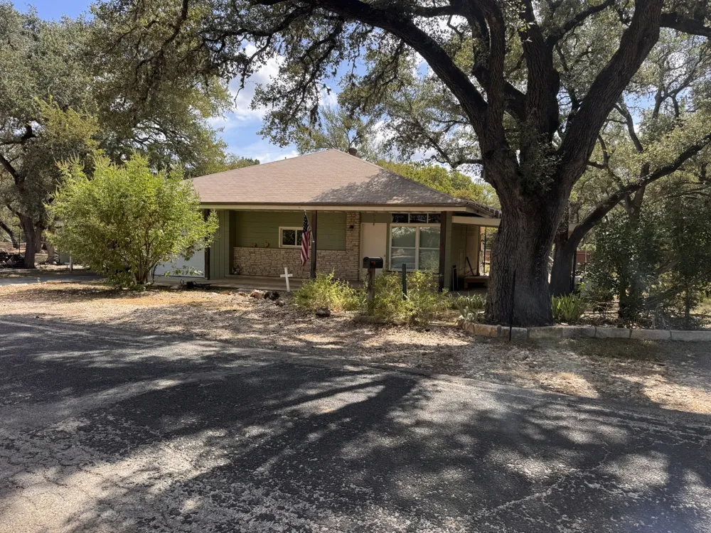 13 Presidio Road Wimberley, TX 78676