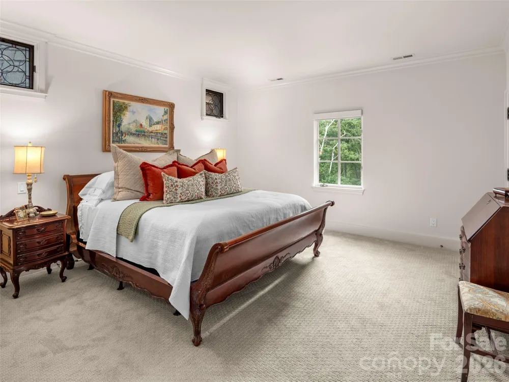 9 Brooklawn Chase Asheville, NC 28803
