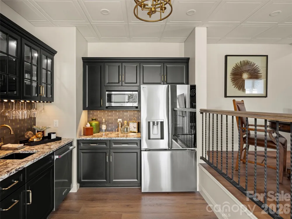9 Brooklawn Chase Asheville, NC 28803