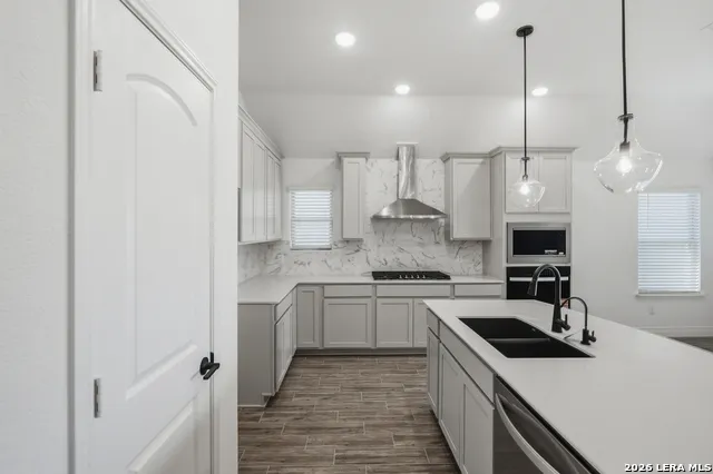 313 WILD YONDER LANE Boerne, TX 78006