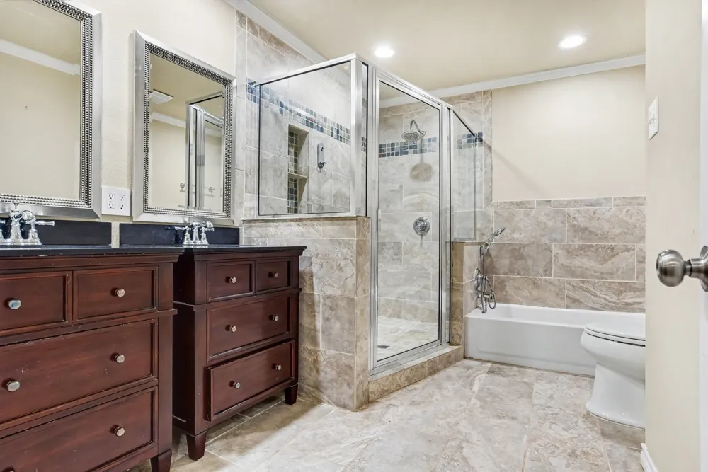 10035 Woodgrove Drive Dallas, TX 75218