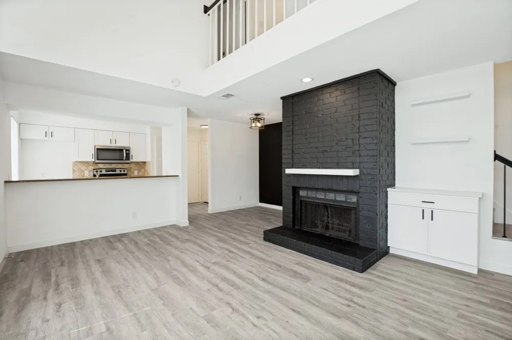 18240 Midway Road #806 Dallas, TX 75287