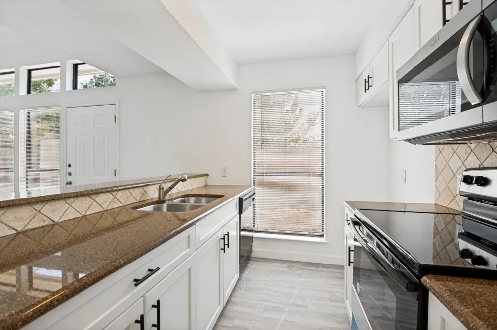 18240 Midway Road #806 Dallas, TX 75287