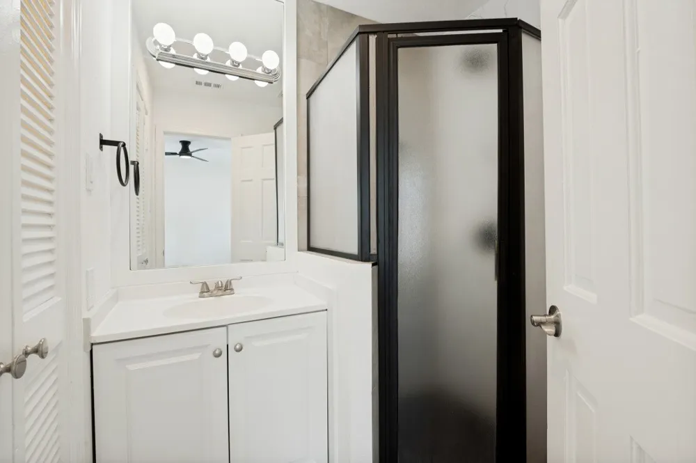 18240 Midway Road #806 Dallas, TX 75287