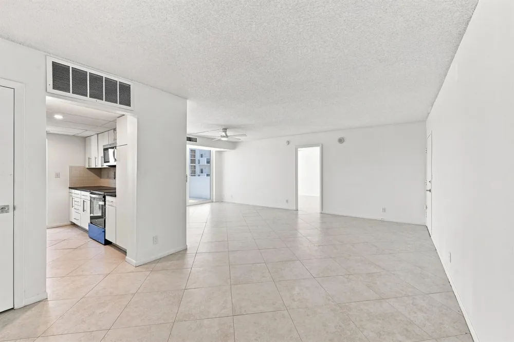 2715 Ocean Boulevard #7D Fort Lauderdale, FL 33308