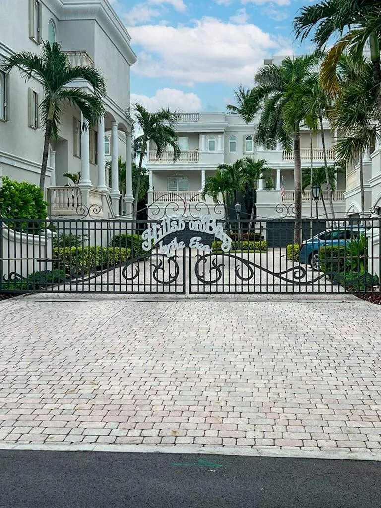 1776 BAY DRIVE Pompano Beach, FL 33062