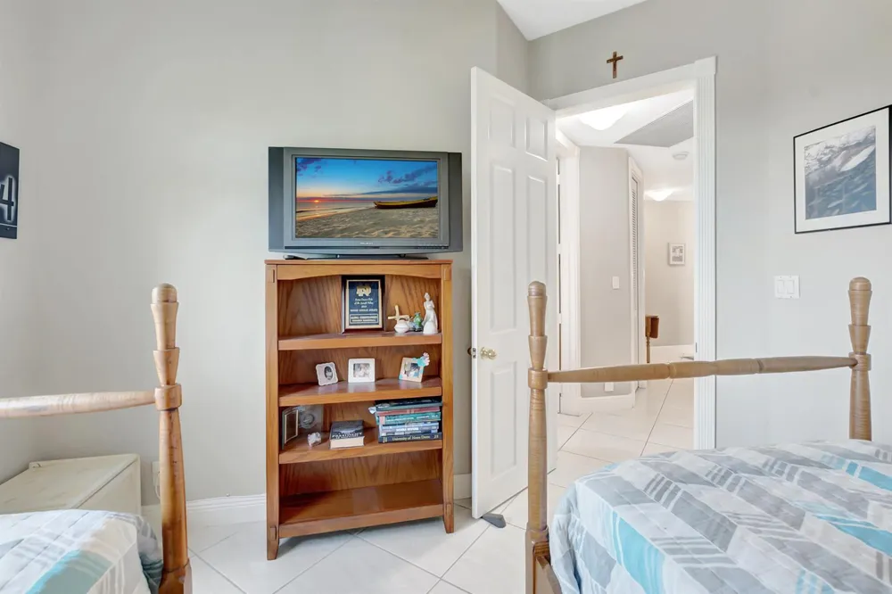1776 BAY DRIVE Pompano Beach, FL 33062