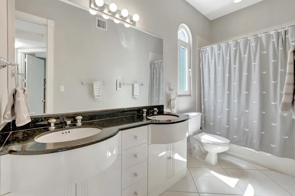 1776 BAY DRIVE Pompano Beach, FL 33062