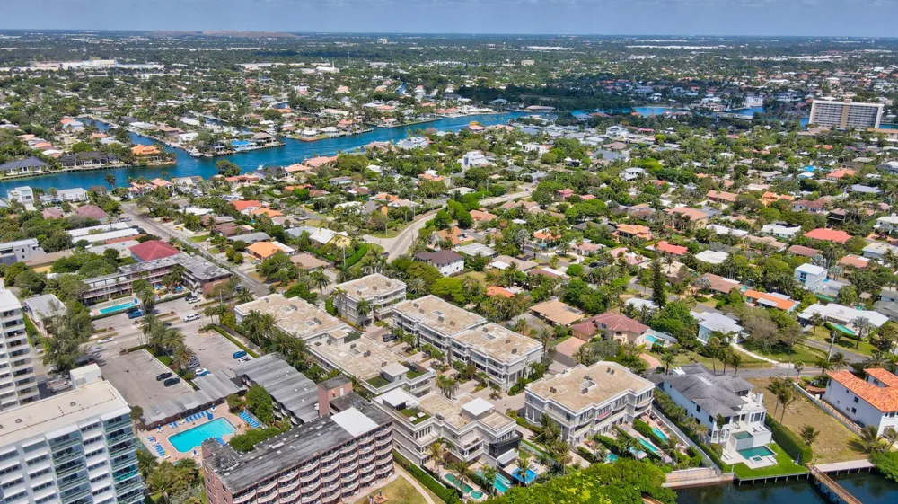1776 BAY DRIVE Pompano Beach, FL 33062