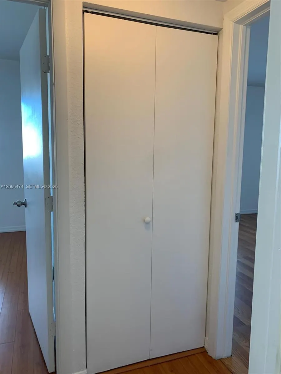 36 NW 6th Ave #908 Miami, FL 33128