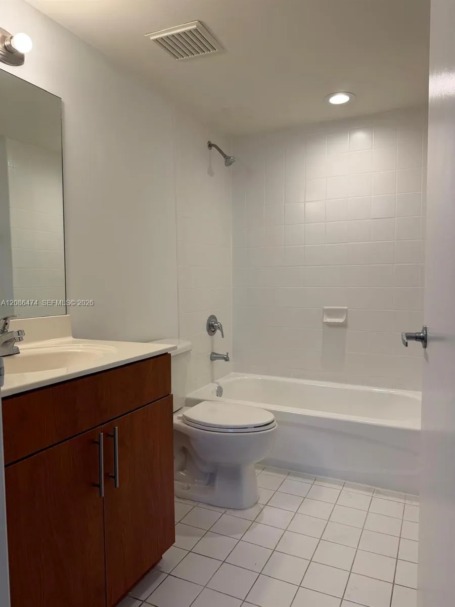 36 NW 6th Ave #908 Miami, FL 33128