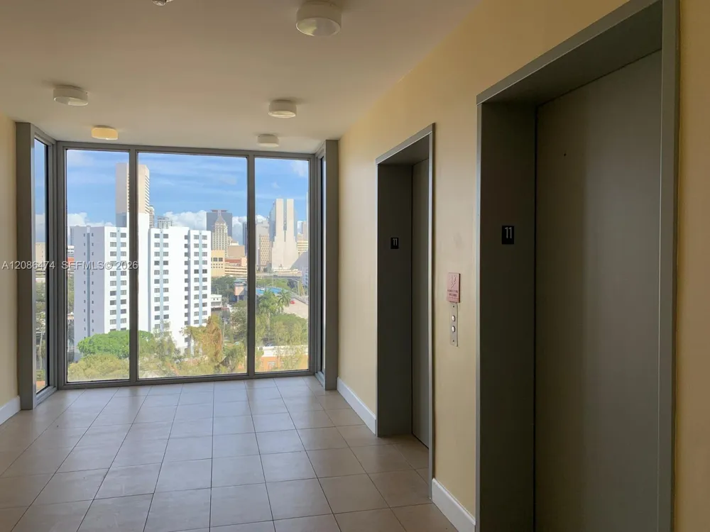 36 NW 6th Ave #908 Miami, FL 33128