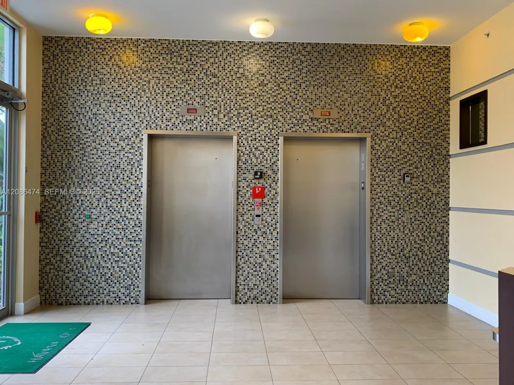 36 NW 6th Ave #908 Miami, FL 33128