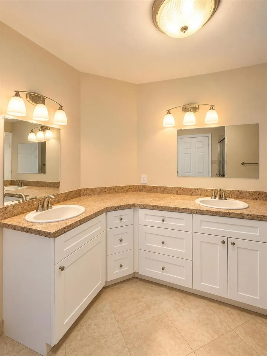 5115 EUROPA DRIVE #B Boynton Beach, FL 33437