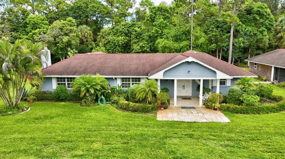 1616 E ROAD Loxahatchee, FL 33470