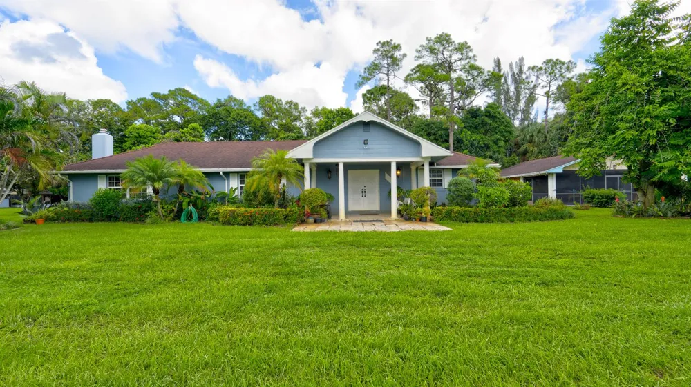 1616 E ROAD Loxahatchee, FL 33470