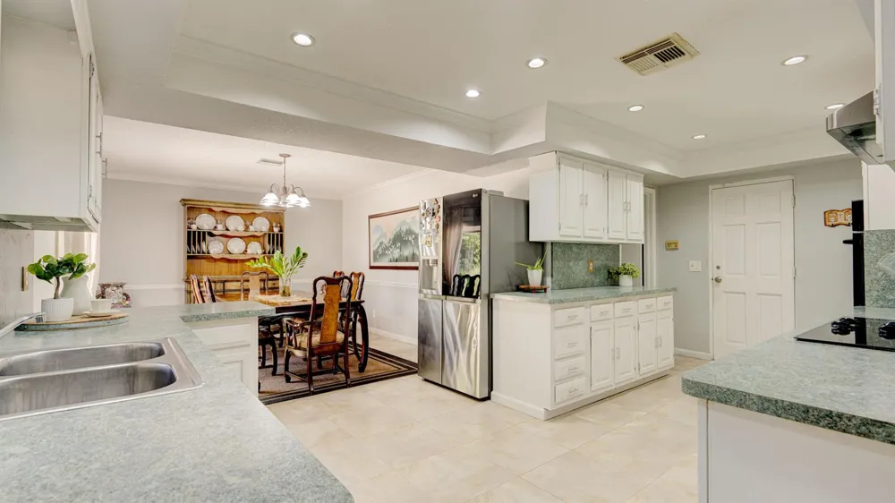 1616 E ROAD Loxahatchee, FL 33470