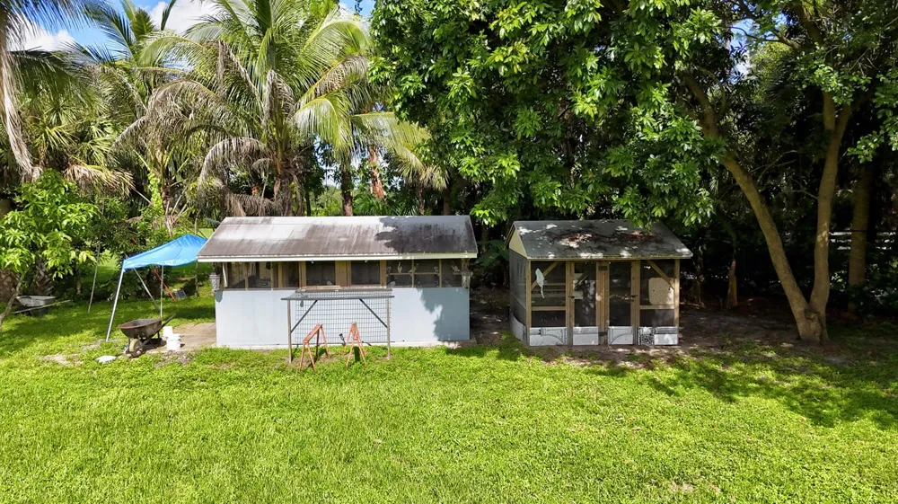 1616 E ROAD Loxahatchee, FL 33470